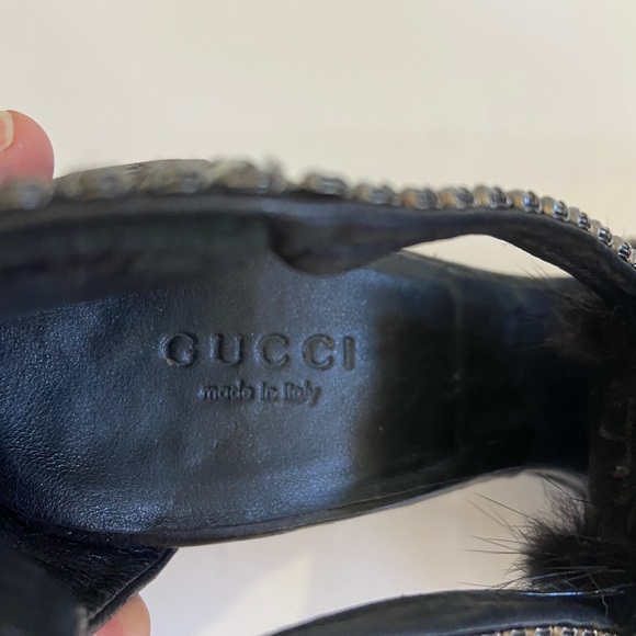 Gucci Black Leather & Rabbit Fur High Heels - Picture 3 of 13